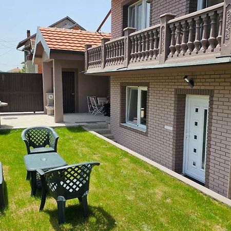 Garden Apartmani Jagodina Extérieur photo